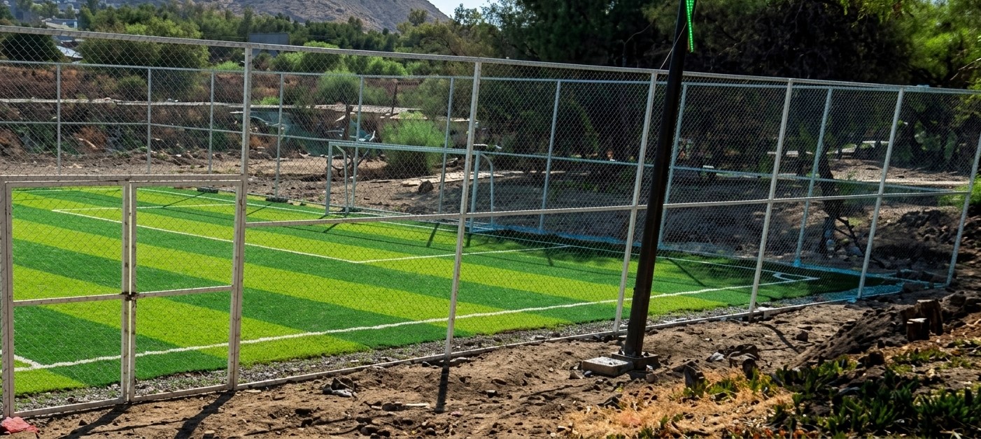 CONSTRUCCIÓN DE CANCHA FÚTBOL 7 EN UNIDAD DEPORTIVA ZURDO MEZA EN TECATE