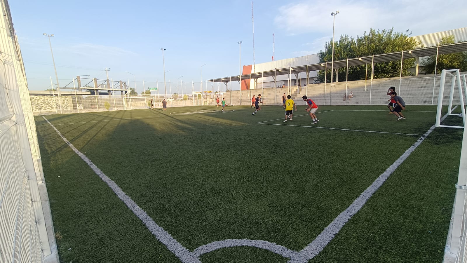 REHABILITACIÓN DE CANCHA FÚTBOL 7 EN POLIDEPORTIVO JOSÉ DE LAS FUENTES RODRÍGUEZ EN ACUÑA