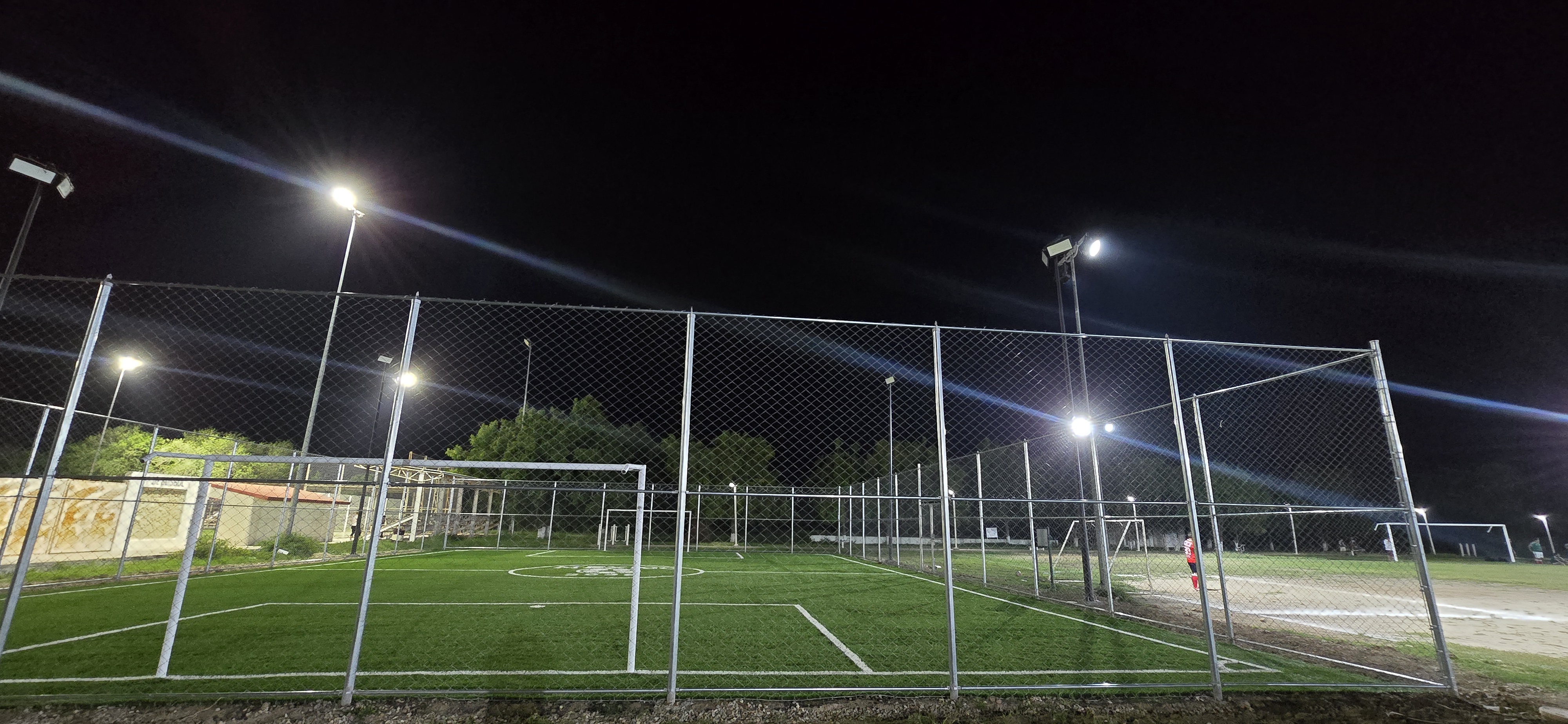 CONSTRUCCIÓN DE CANCHA DE FÚTBOL 5 EN POLIDEPORTIVO LOS NARANJALES EN GONZÁLEZ