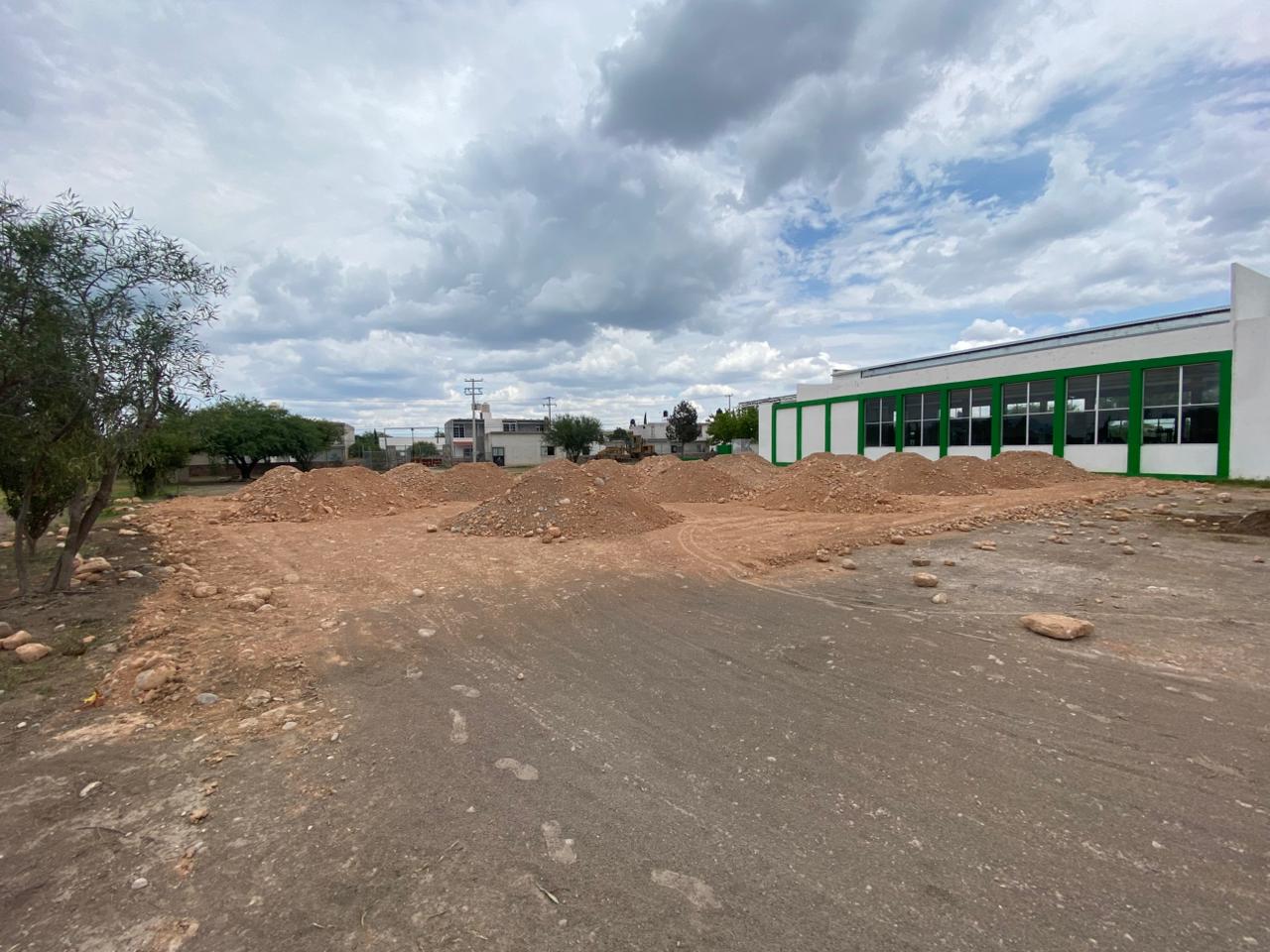 CONSTRUCCIÓN DE CANCHA DE FÚTBOL 5 EN POLIDEPORTIVO SAN JUAN EN VENADO