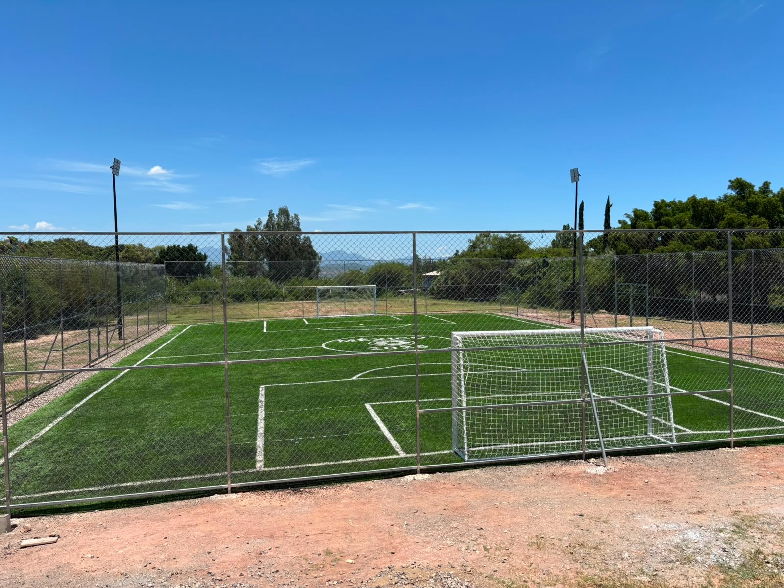 CONSTRUCCIÓN DE CANCHA FÚTBOL 5 EN PREDIO REFORMA EN HEROICA CIUDAD DE HUAJUAPAN DE LEÓN