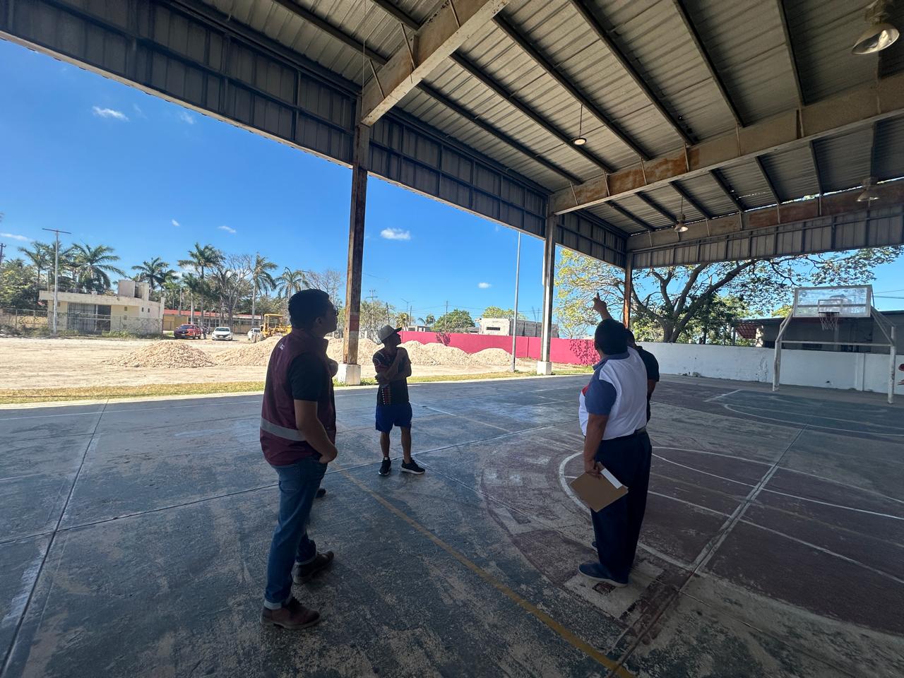REHABILITACIÓN DE MULTICANCHA EN LA UNIDAD DEPORTIVA RAMÓN FÉLIX FLORES EN SEYBAPLAYA