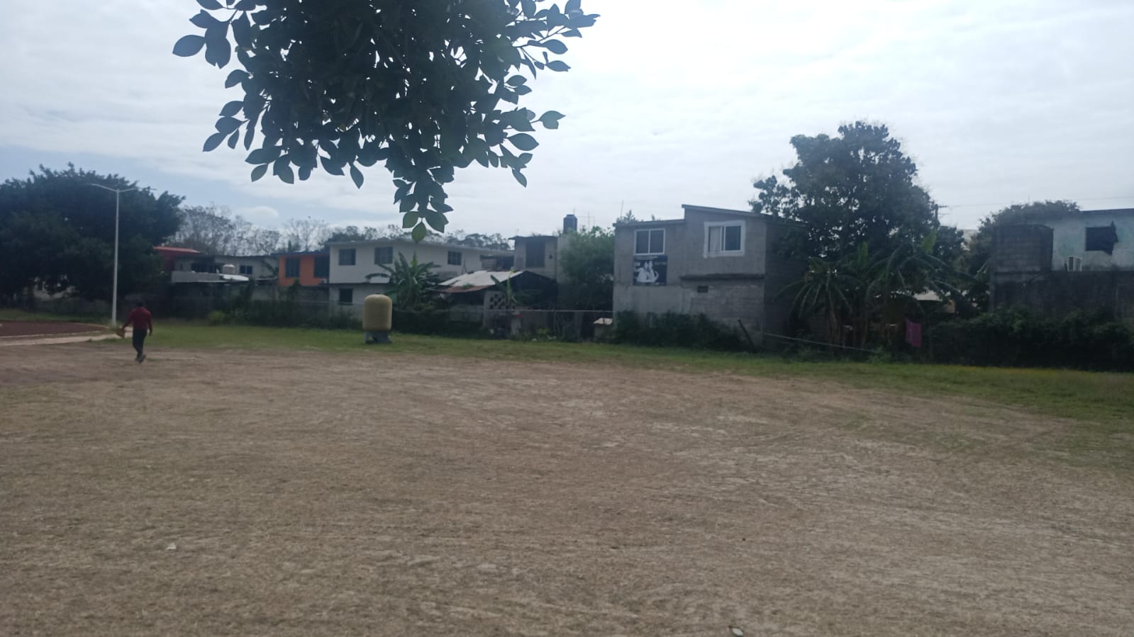 CONSTRUCCIÓN DE CANCHA DE FÚTBOL 5 EN UNIDAD DEPORTIVA MAUILTITLA EN ÁLAMO