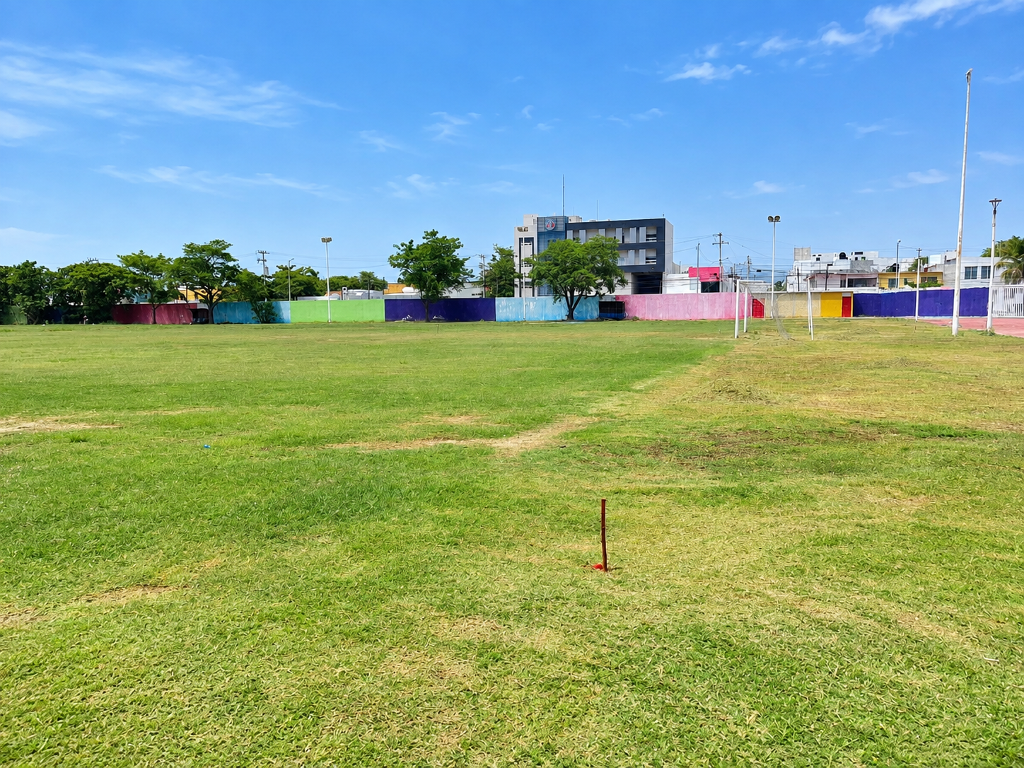 CONSTRUCCIÓN DE CANCHA DE FÚTBOL 5 EN LA UNIDAD DEPORTIVA 20 DE NOVIEMBRE EN CARMEN