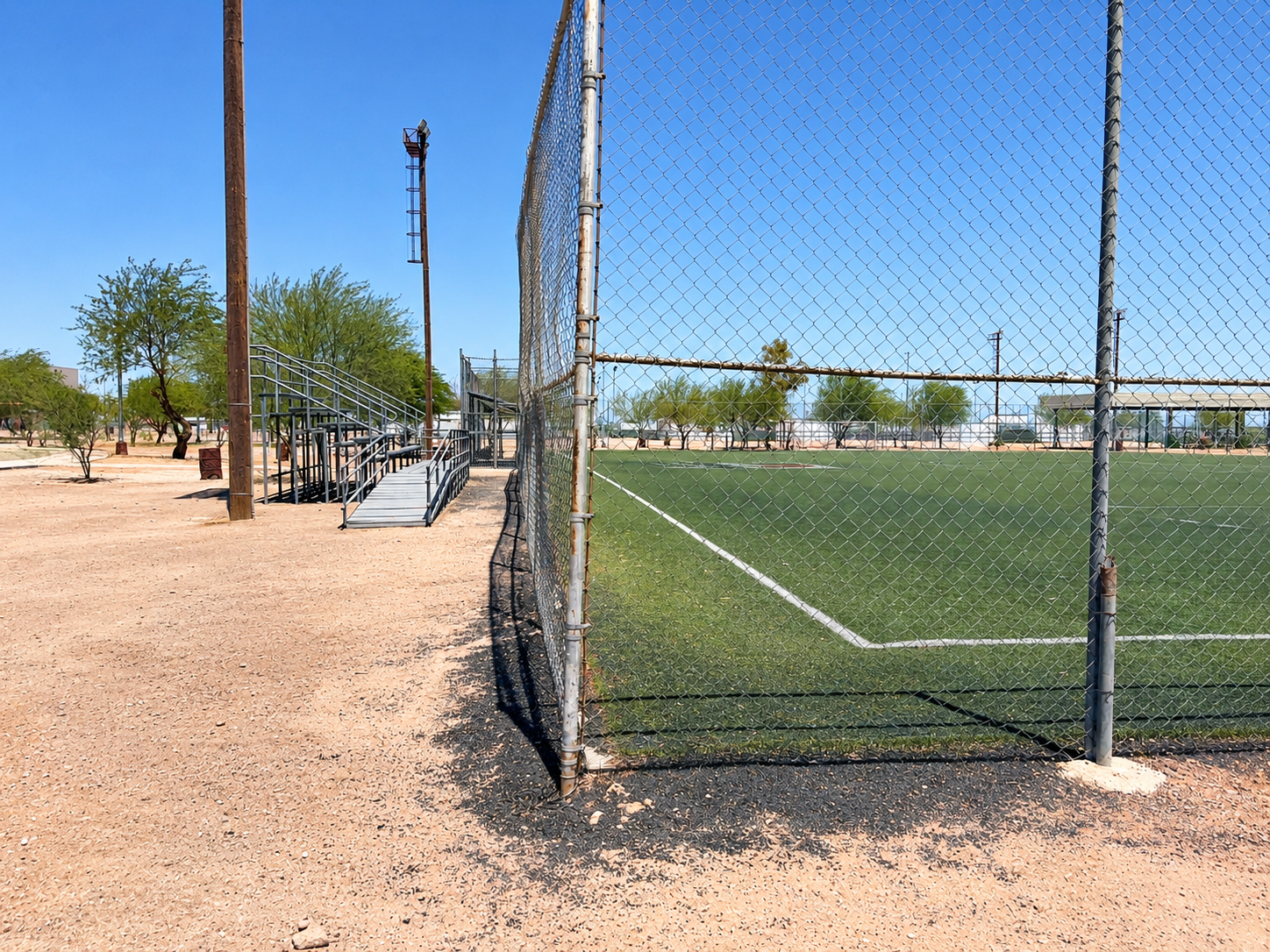 REHABILITACIÓN DE CANCHA FÚTBOL 11 EN CONSTRUCCIÓN POLIDEPORTIVO EN MEXICALI