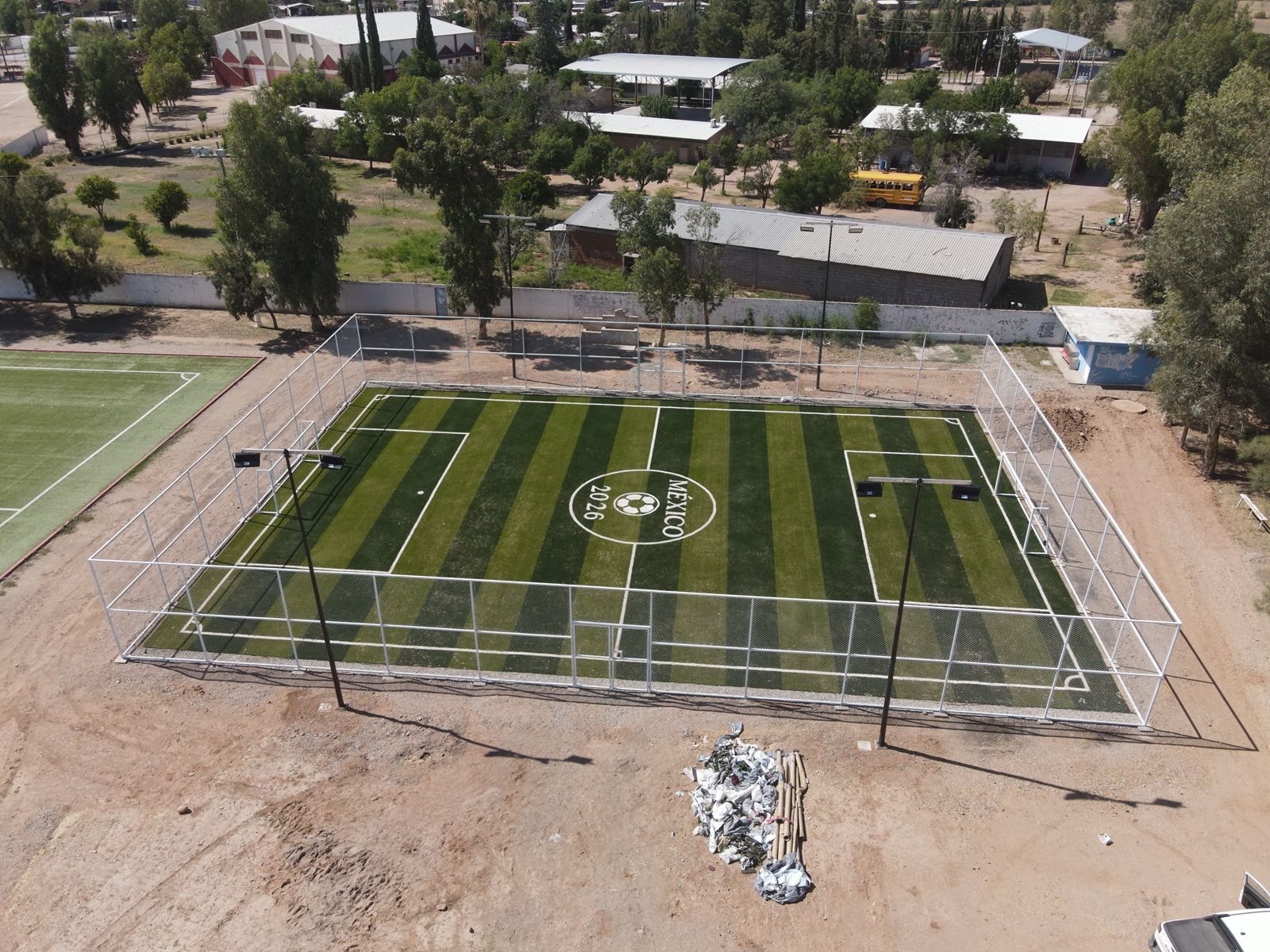CONSTRUCCIÓN DE CANCHA FÚTBOL 5 EN ÍMURIS