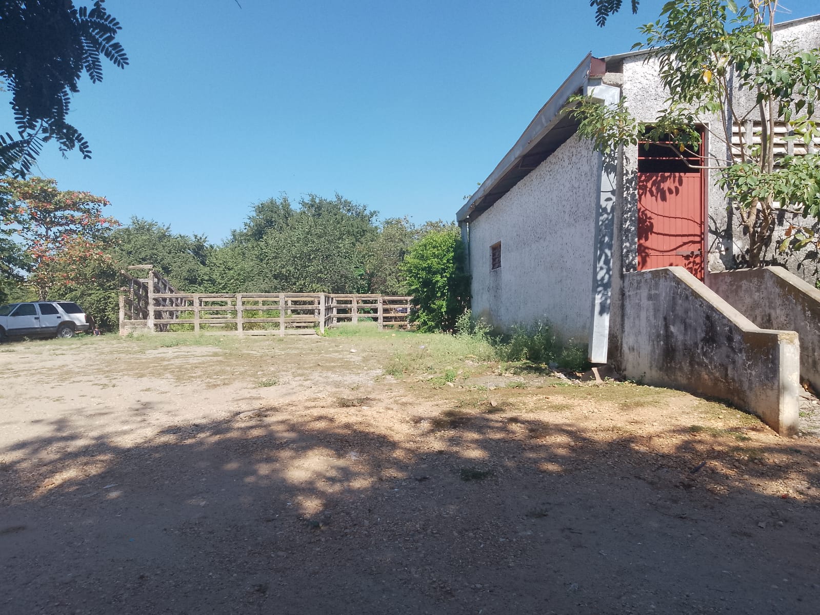 CONSTRUCCIÓN DE CANCHA DE FÚTBOL 5 EN LA CANCHA DE CHABLE EN EMILIANO ZAPATA