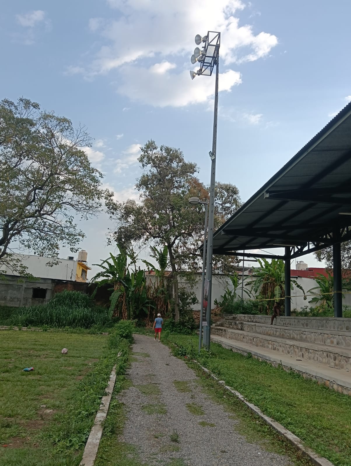 REHABILITACIÓN DE CANCHA DE FÚTBOL 11 EN UNIDAD DEPORTIVA LA CEBADILLA EN TAPACHULA