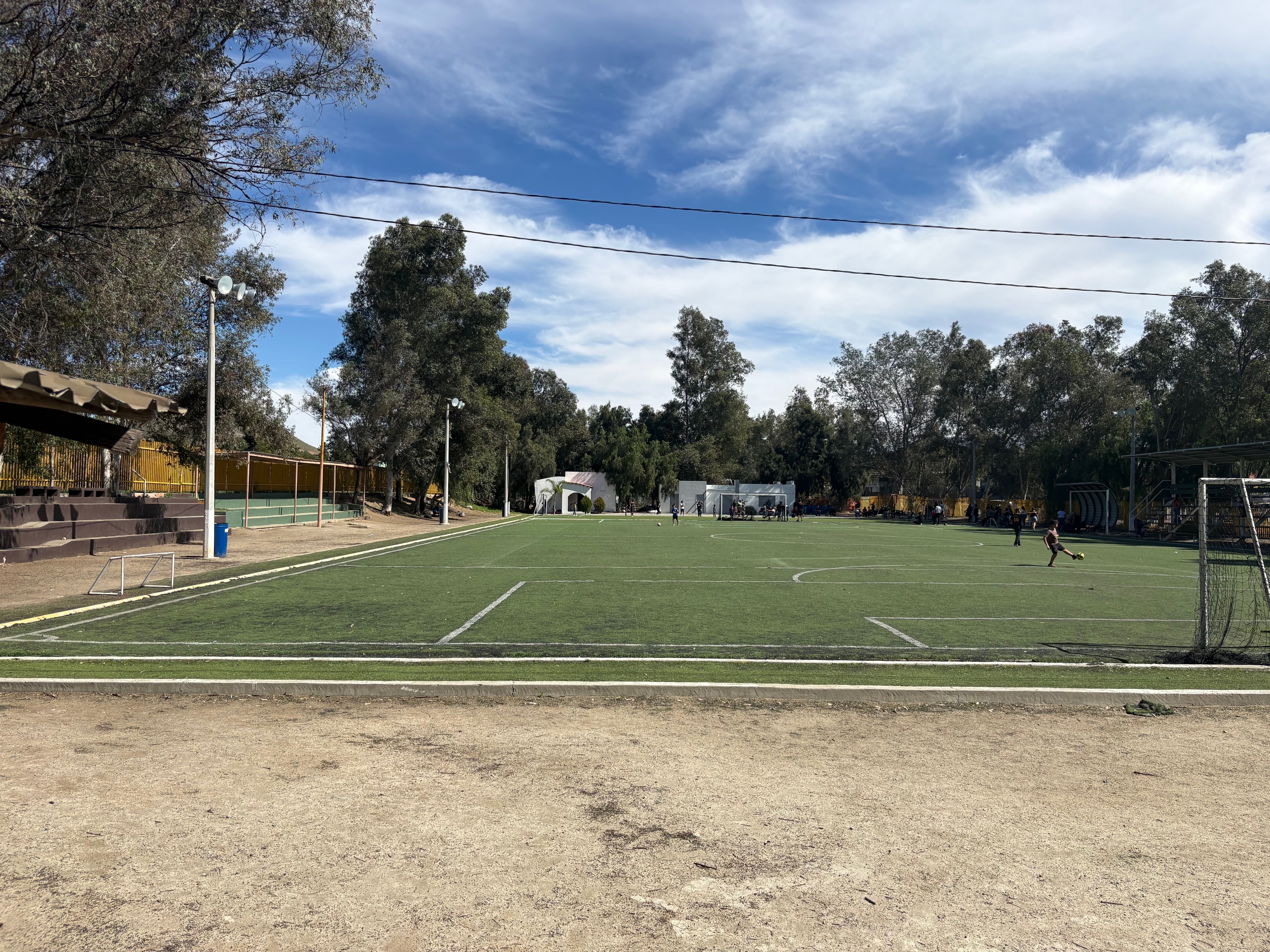 CONSTRUCCIÓN DE CANCHA FÚTBOL 5 EN CAMPO INFANTIL DON RUBÉN ACOSTA ZAMORA (CANCHA 2) EN TECATE
