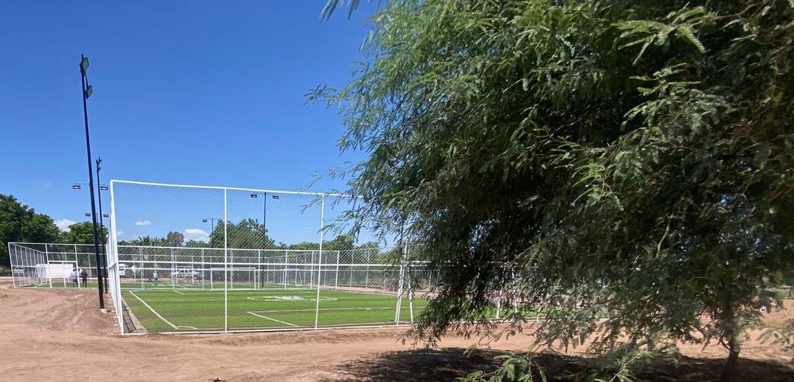 CONSTRUCCIÓN DE CANCHA FÚTBOL 5 EN ETCHOJOA 2