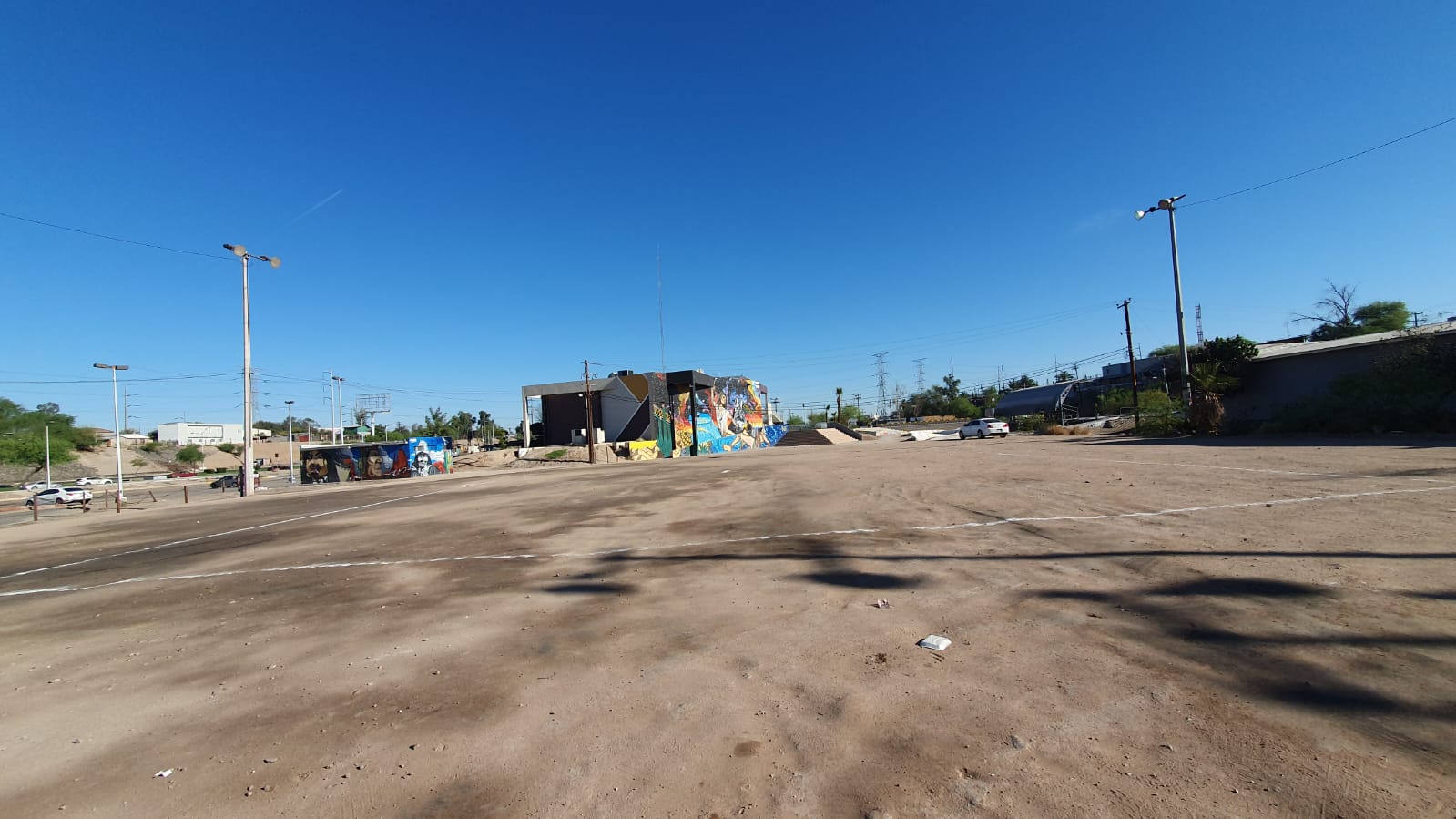 CONSTRUCCIÓN DE CANCHA FÚTBOL 5 EN UNIDAD DEPORTIVA FRANCISCO VILLA EN MEXICALI