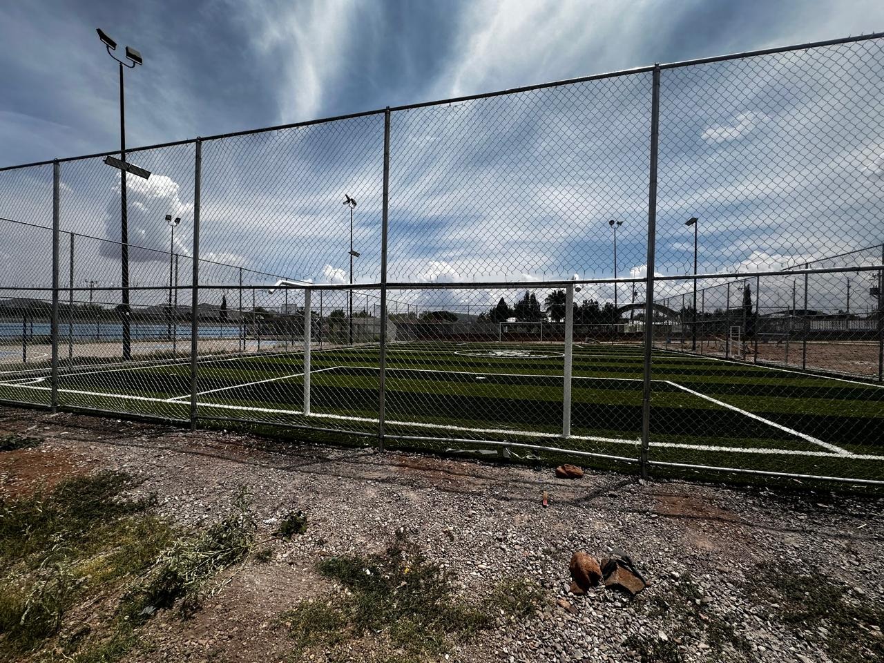 CONSTRUCCION DE CANCHA DE FÚTBOL 5 EN UNIDAD DEPORTIVA EL PORVENIR EN CHIHUAHUA