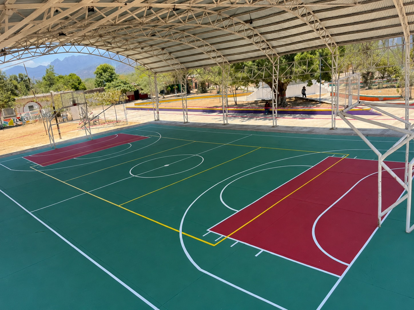 CANCHA DE USOS MÚLTIPLES - PARAMITA