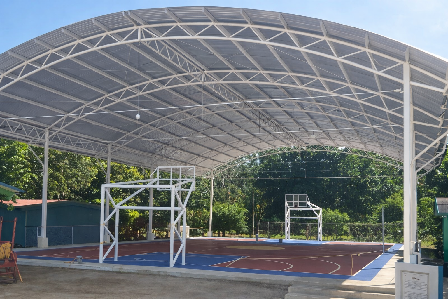 CANCHA DE USOS  MÚLTIPLES SECUNDARIA TIERRA Y LIBERTAD