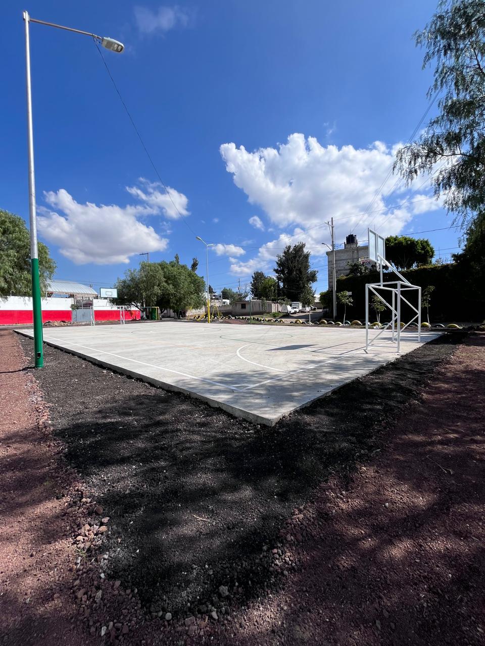 CANCHA EN 3 DE MAYO