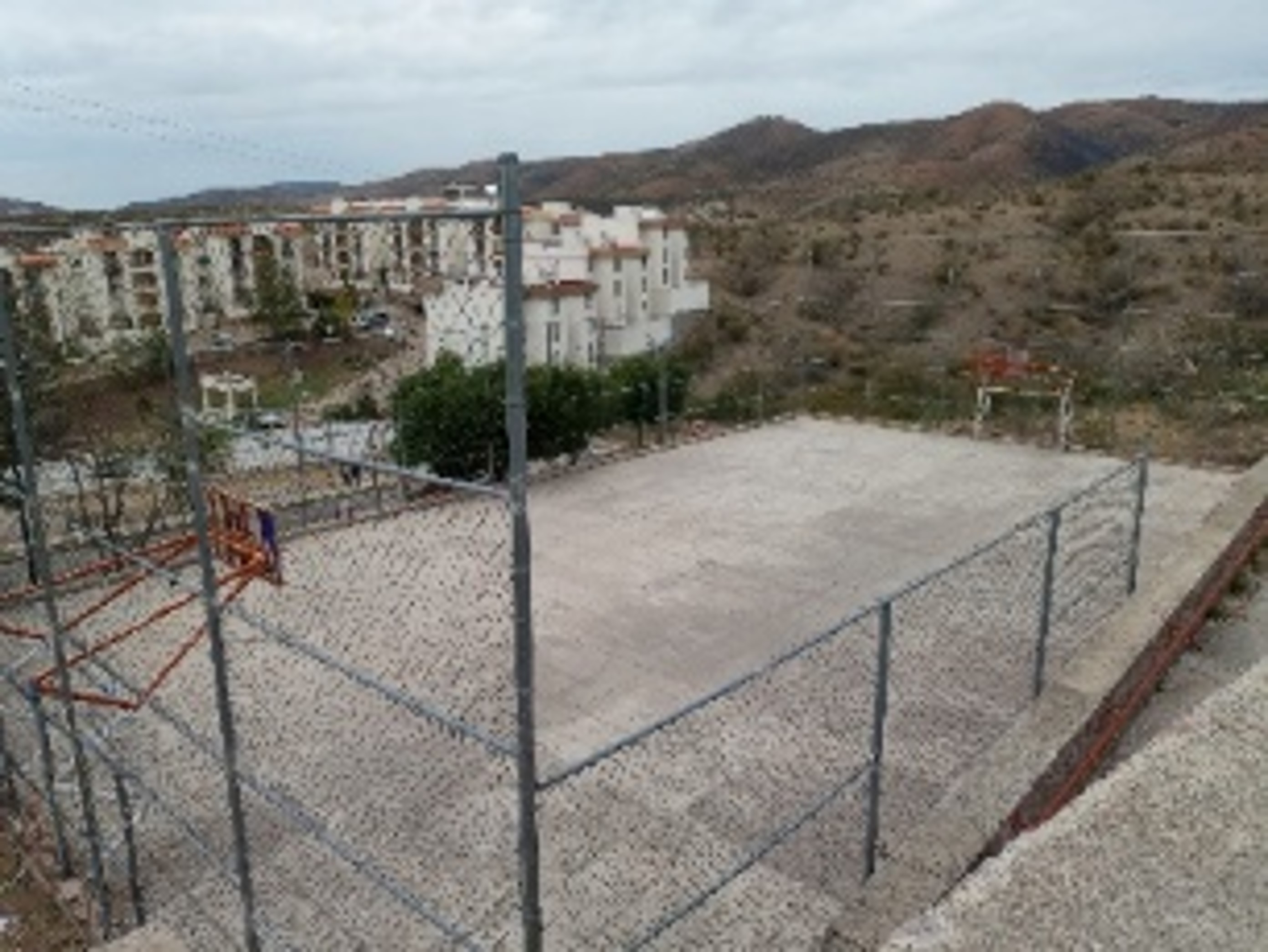 CANCHA MULTIDEPORTIVA LOMAS DE MARFIL