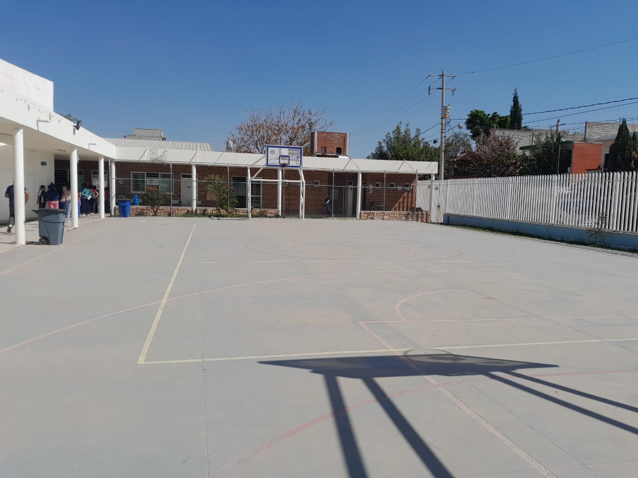 CANCHA EN CENTRO NUEVO COMIENZO CAMPO VERDE