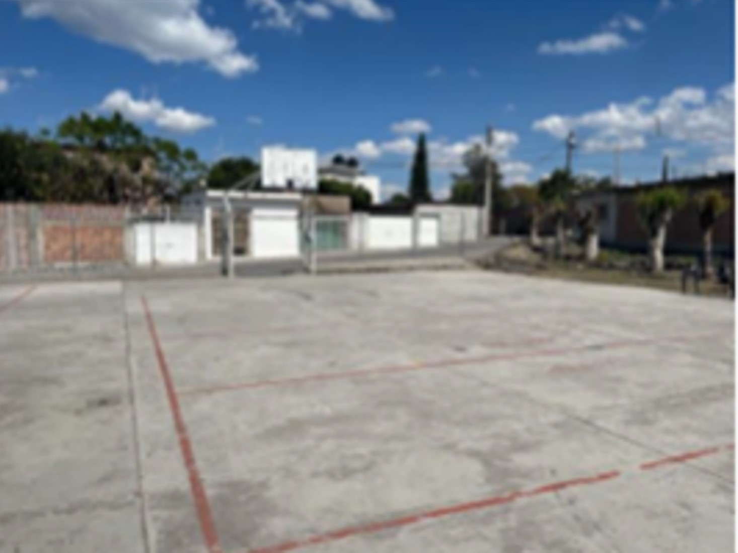 CANCHA DE USOS MÚLTIPLES EN LA LOCALIDAD CERRO COLORADO
