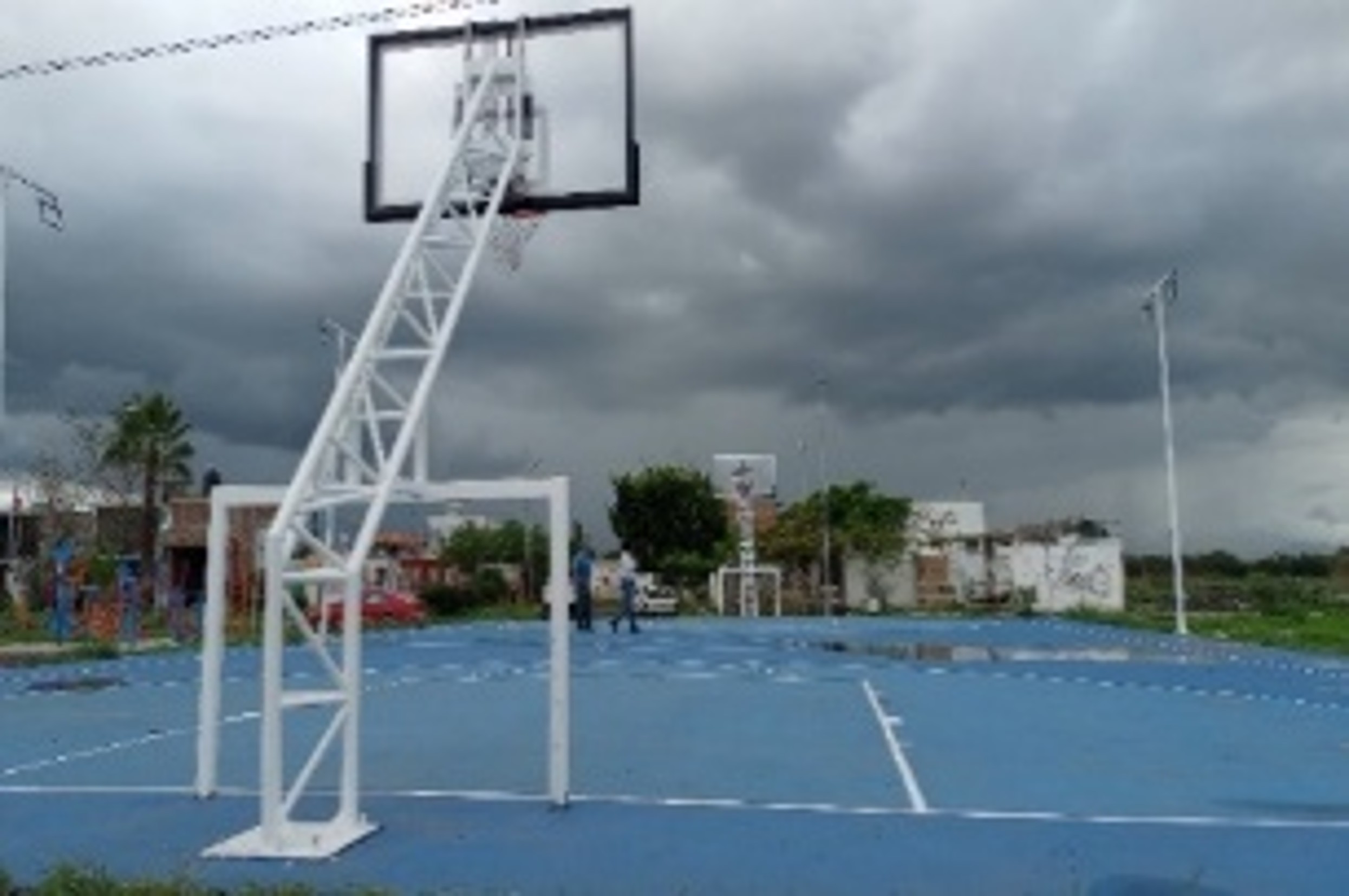CANCHA DE USOS MÚLTIPLES VILLAS DEL BAJÍO