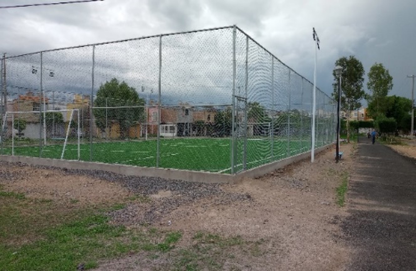 CANCHA DEL FRACCIONAMIENTO HACIENDA DEL BOSQUE