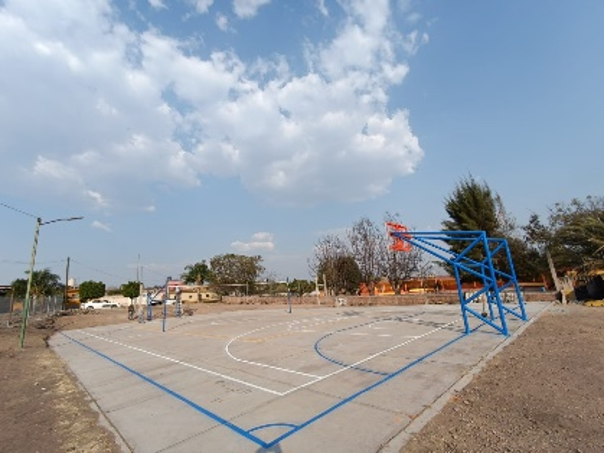 CANCHA DE USOS MÚLTIPLES EN LA LOCALIDAD POTRERILLOS DEL RÍO