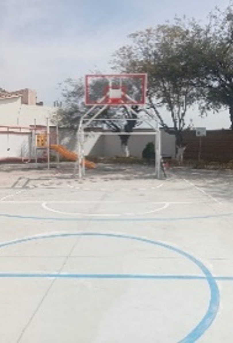 CANCHA DE USOS MÚLTIPLES EN EL FRACCIONAMIENTO CAMPO FUERTE