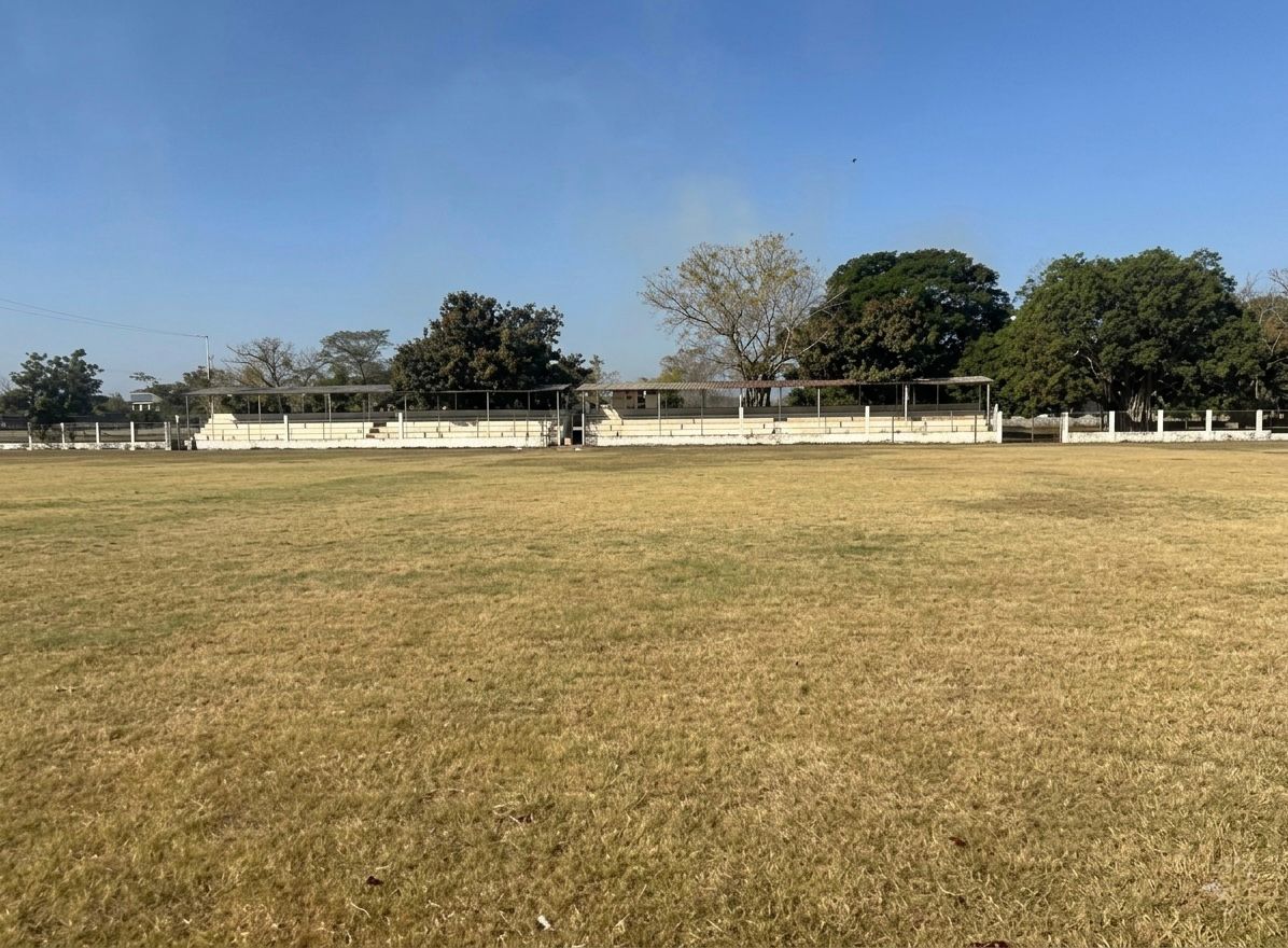 CAMPO DE FÚTBOL 20 DE NOVIEMBRE