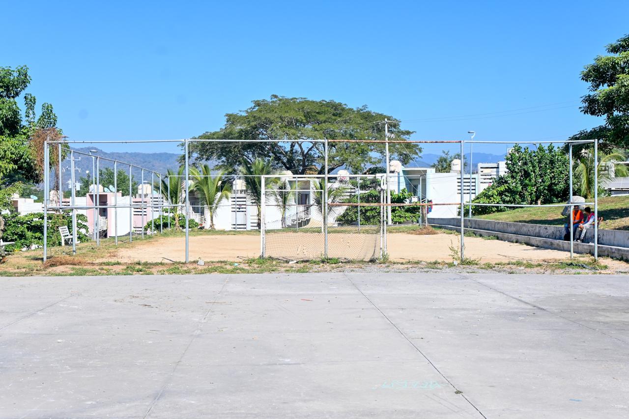 CANCHA DE FÚTBOL LOMAS DEL CARMEN