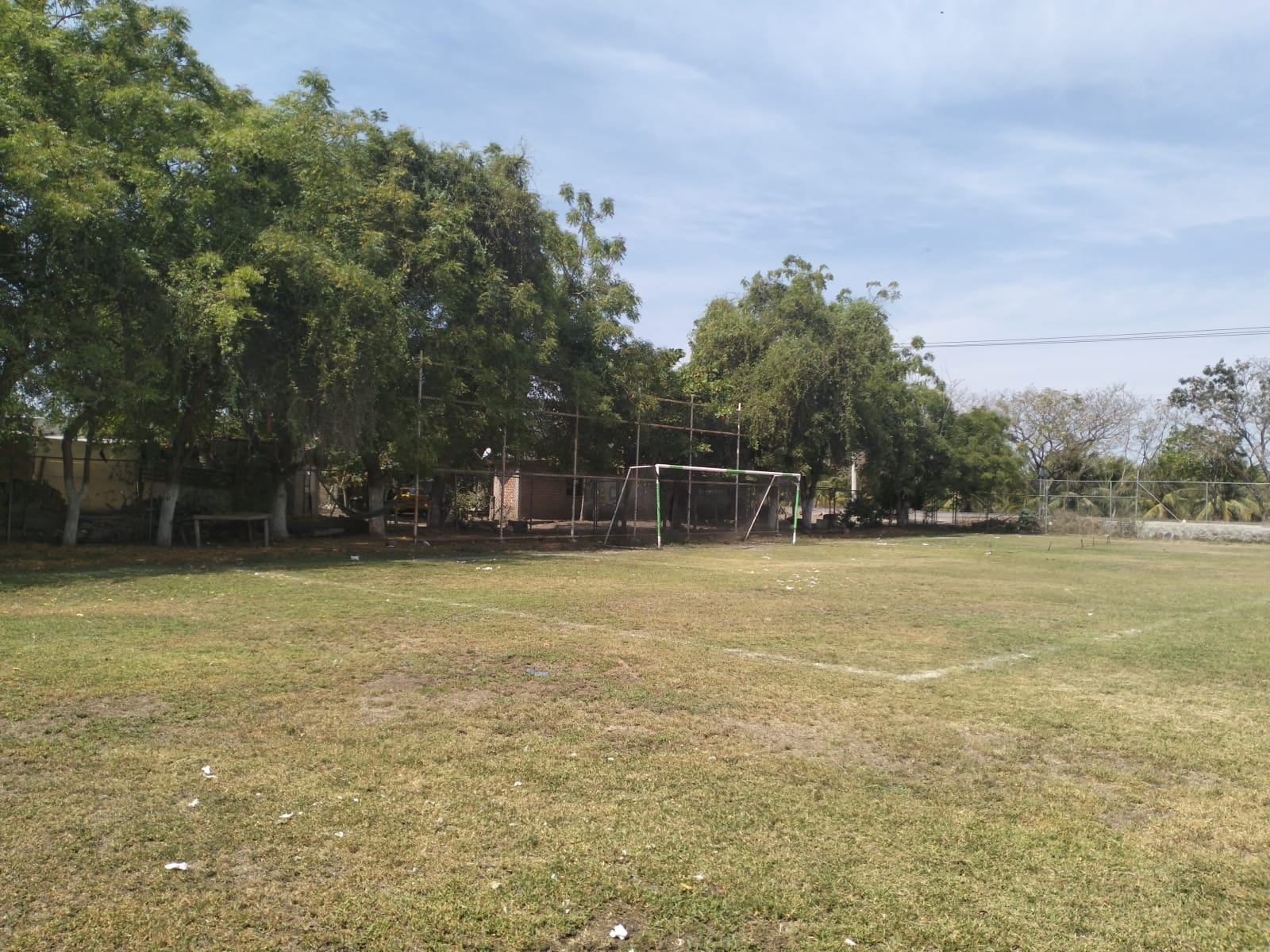 CAMPO DE FÚTBOL LA CURVA DE MORENO