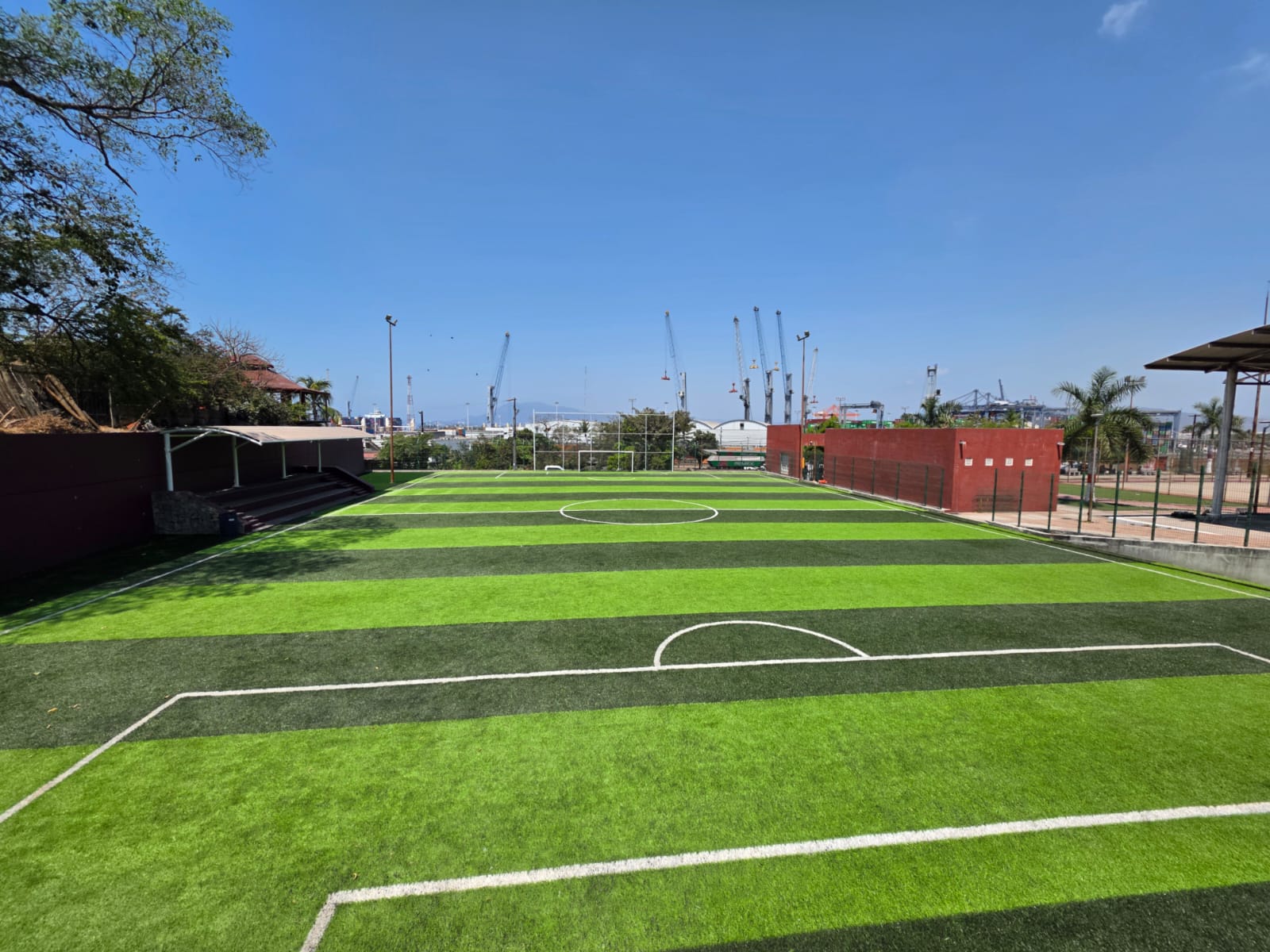 CANCHA DE FÚTBOL MARIO ANGUIANO MORENO