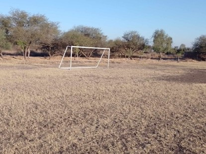CANCHA EN LOCALIDAD SANTA ANA