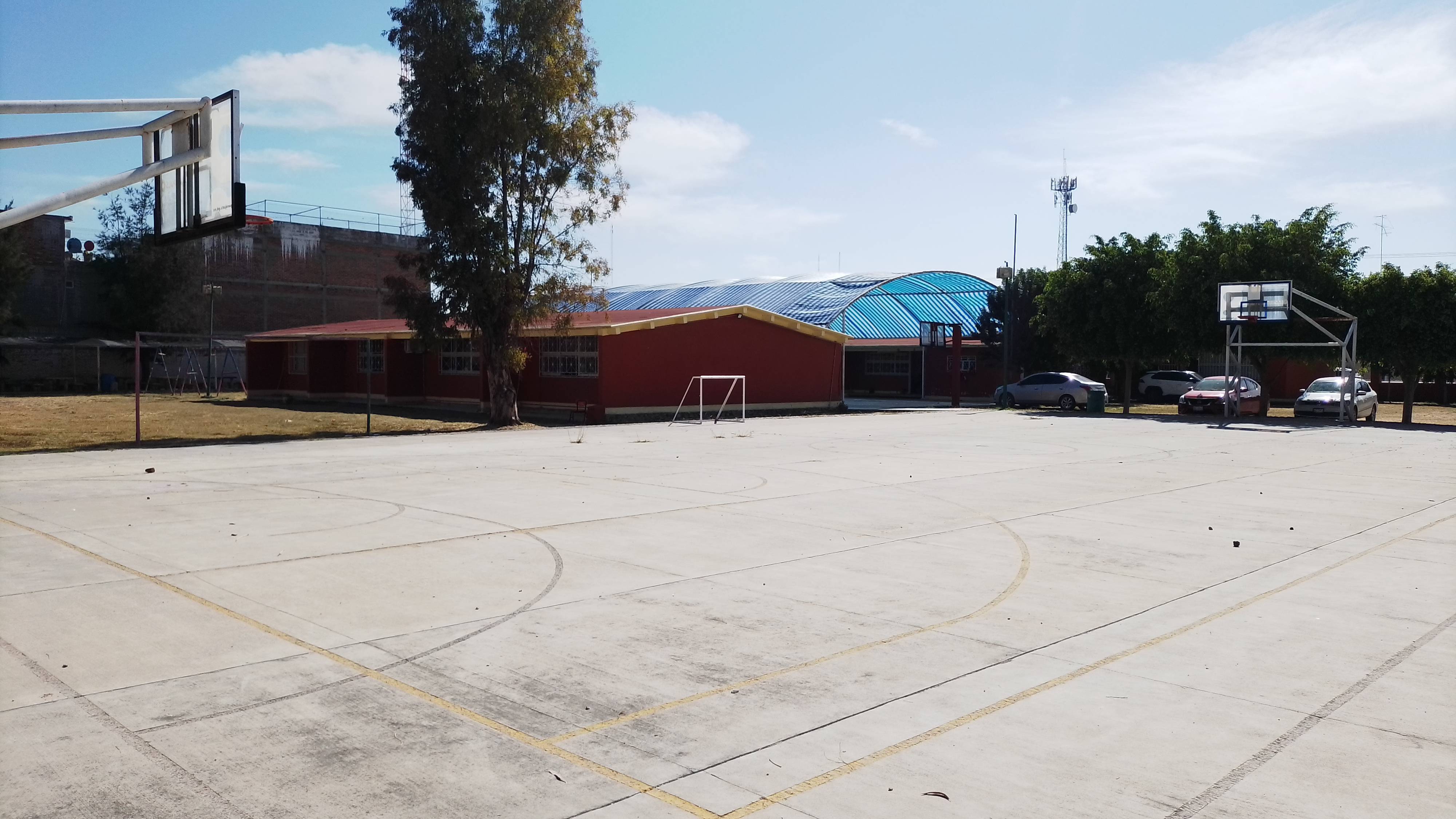 PRIMARIA IGNACIO M ALTAMIRANO CON C.C.T. 11DPR1046E