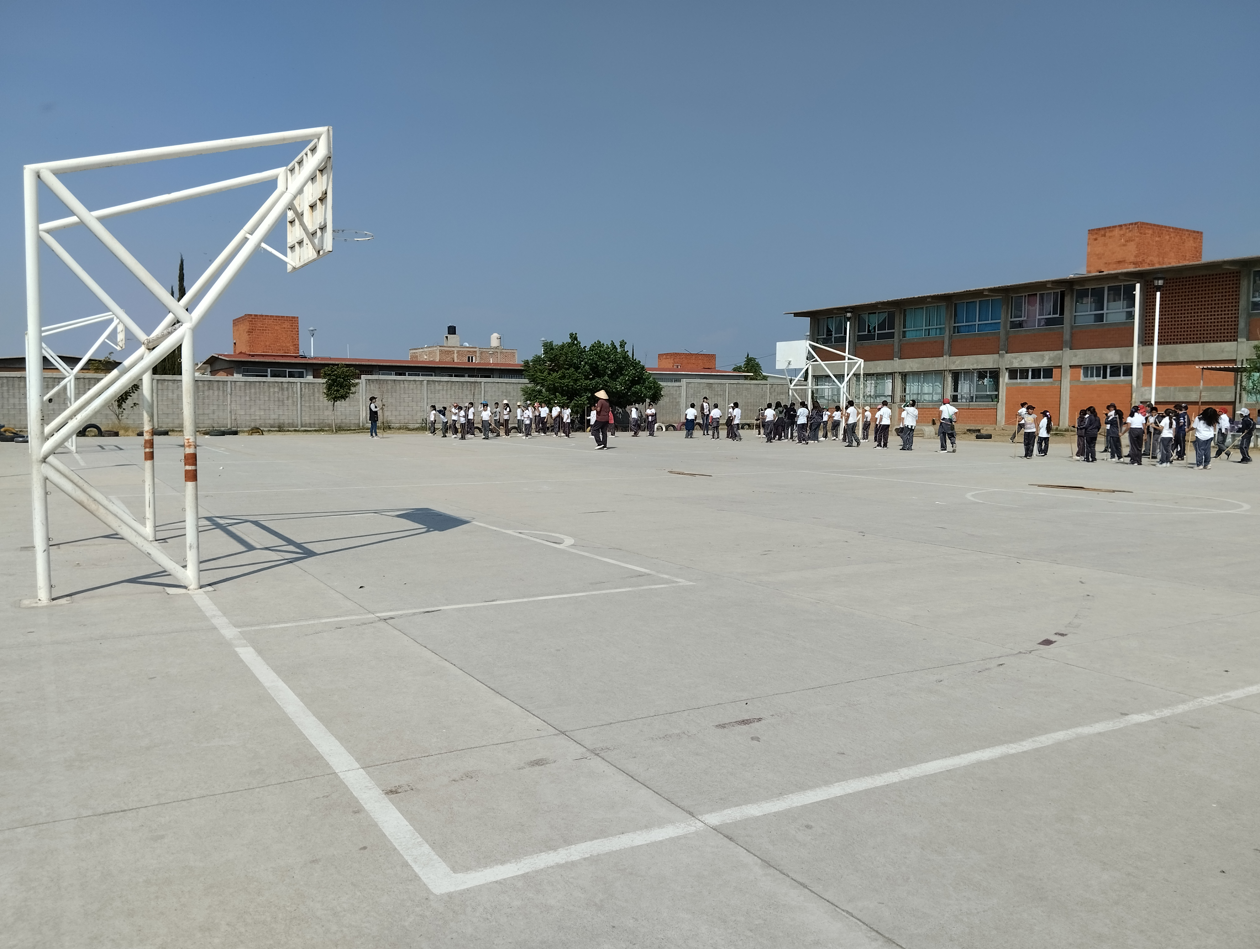 PRIMARIA MIGUEL HIDALGO CON C.C.T. 11DPR1527L