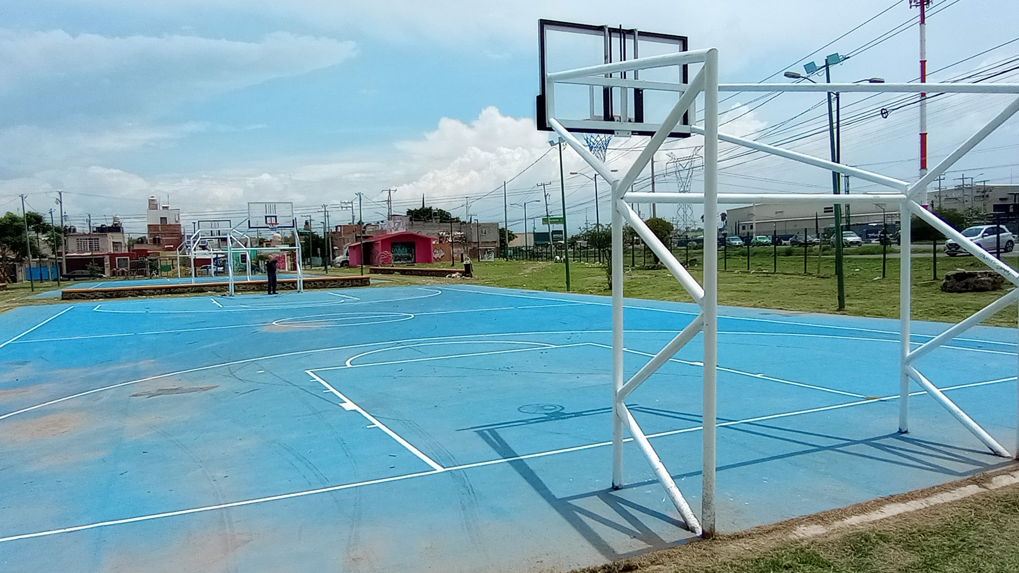 CANCHA   2  EN PARQUE MISIÓN DE LOS SANTOS 