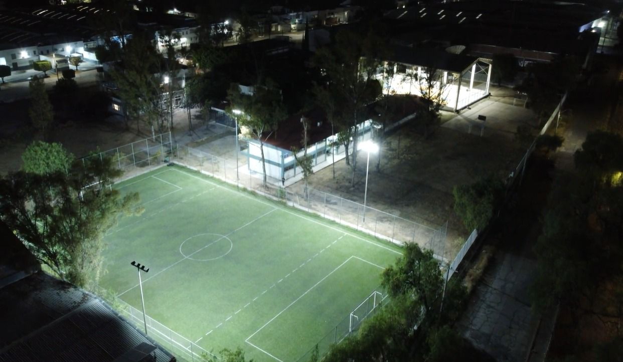 CANCHA DE PASTO SINTÉTICO DEL CENTRO DE ESTUDIOS SUPERIORES DE EDUCACIÓN ESPECIALIZADA