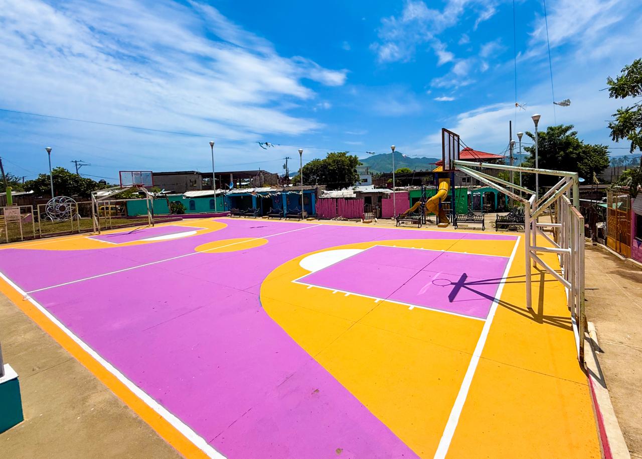 CANCHA DE FÚTBOL TIERRA Y LIBERTAD