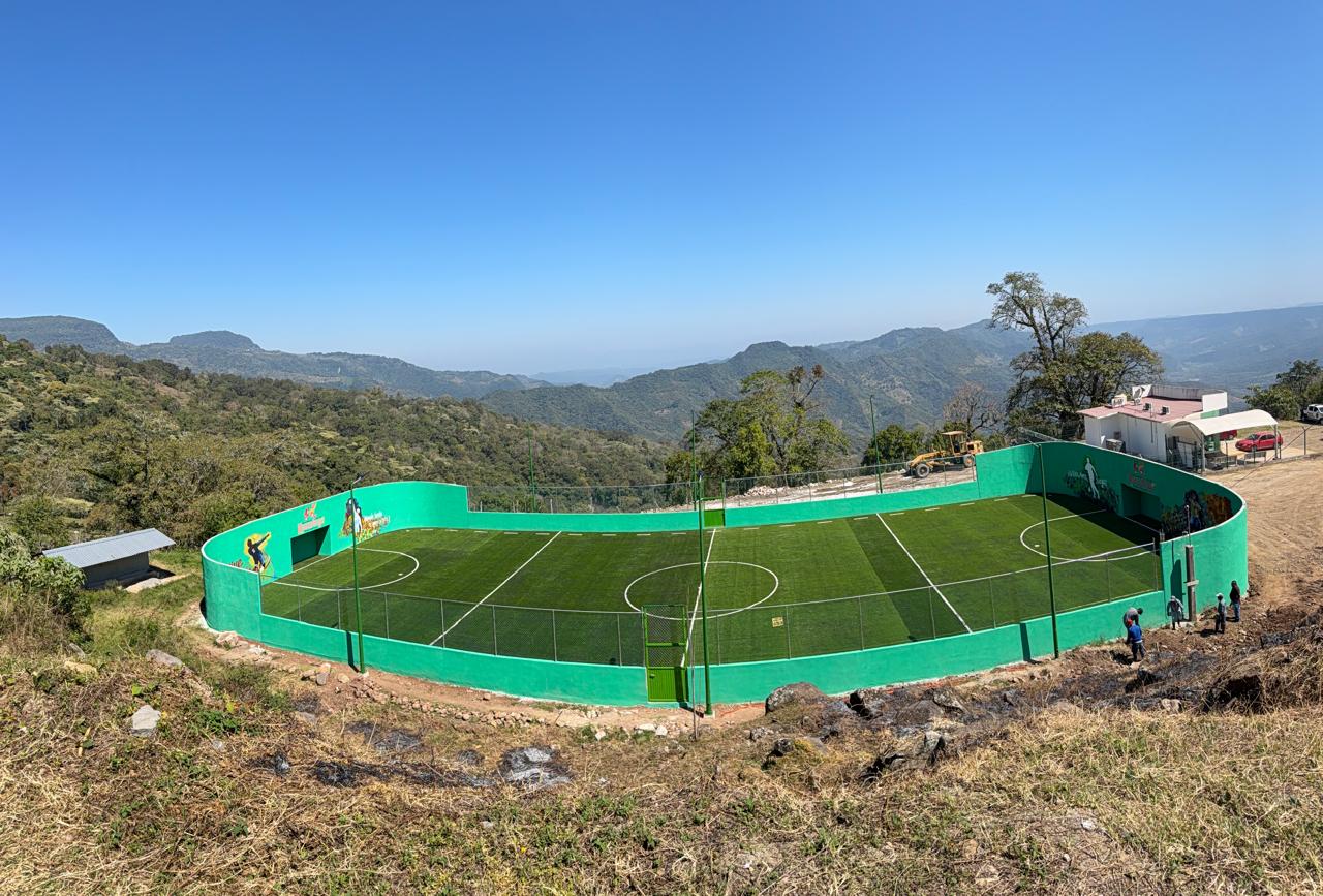 CANCHA DE FÚTBOL 6 UNIDAD DEPORTIVA HUAZALINGO