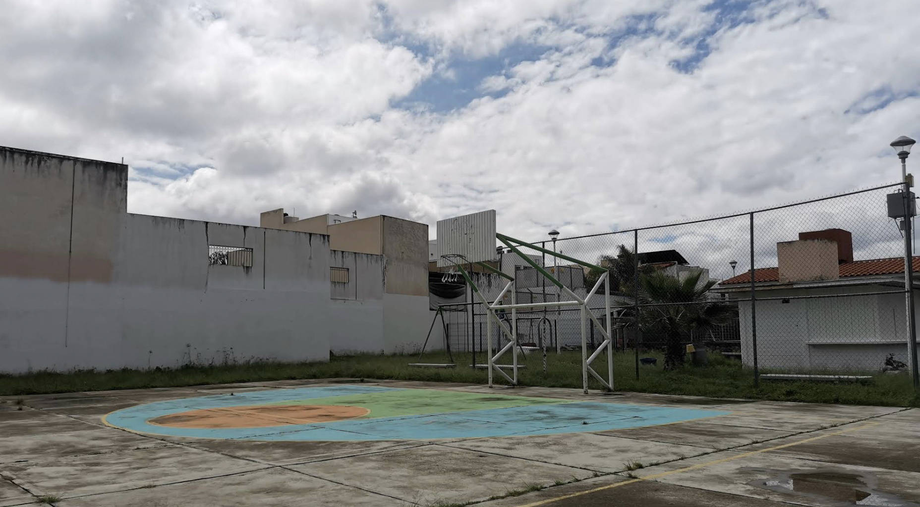 UNIDAD DEPORTIVA CORDILLERAS RESIDENCIAL