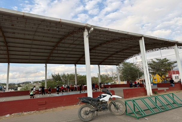 CANCHA DE USOS MÚLTIPLES - VILLAS DEL ROBLE
