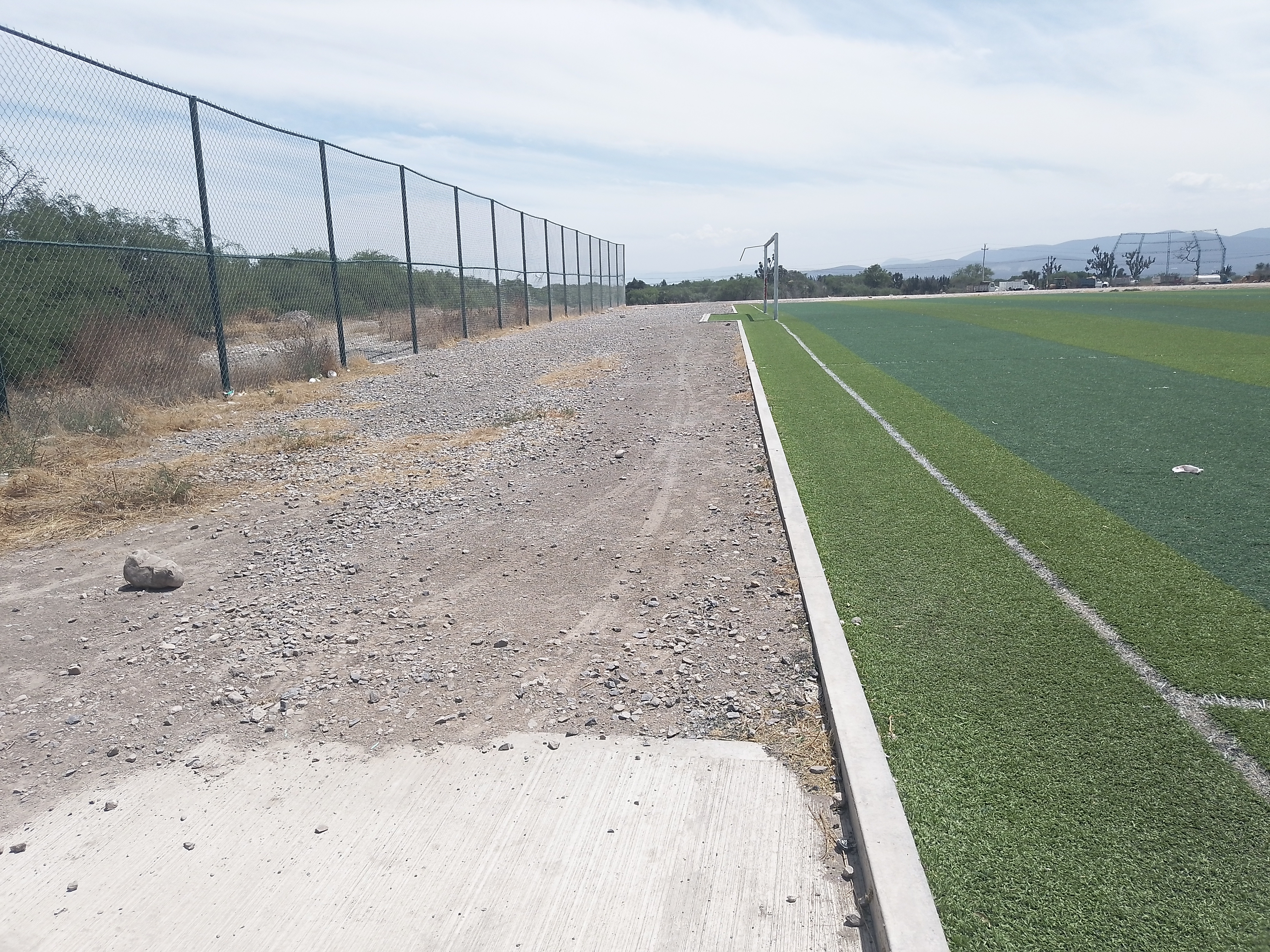 CANCHA EN SANTIAGO MIAHUATLÁN 3