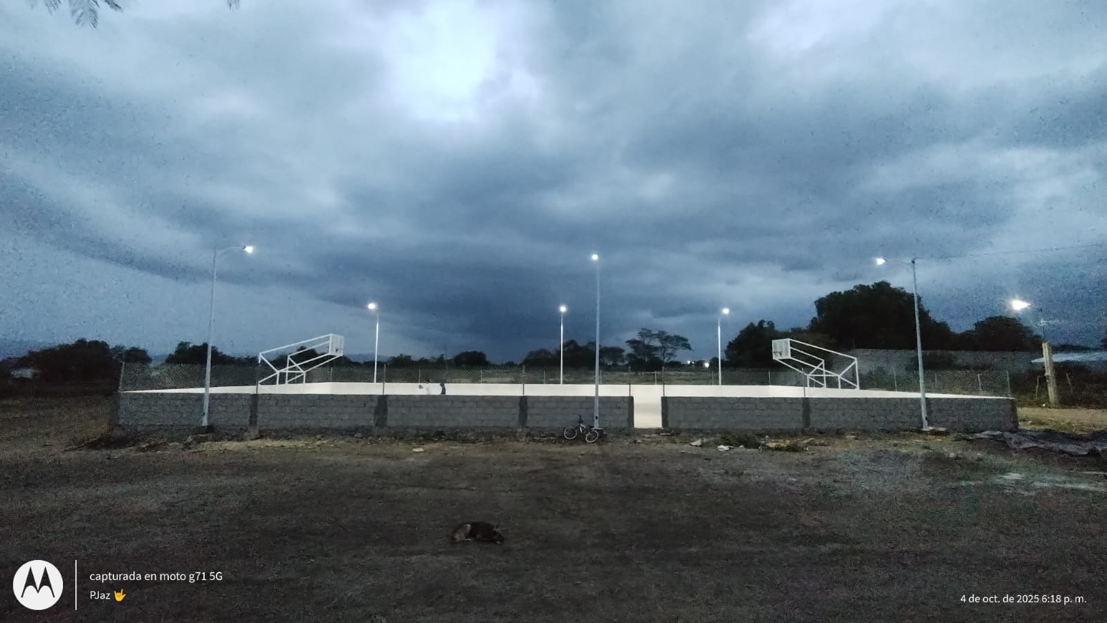 CANCHA EN SANTIAGO MIAHUATLÁN 2
