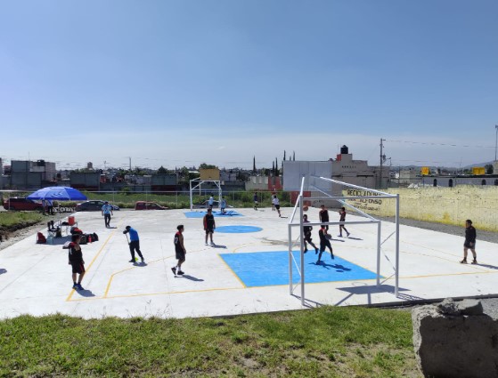 CANCHA EN VILLA ALBERTINA
