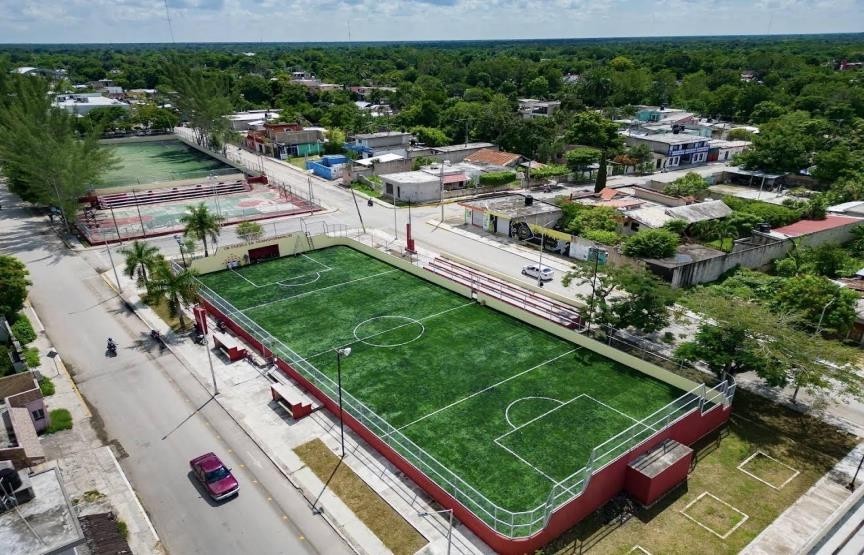 CANCHA DE FÚTBOL 7 DE LA AVENIDA SANTIAGO PACHECO