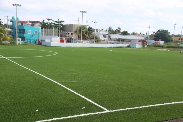 CANCHA DE SOCCER DE LA COLONIA SALINA