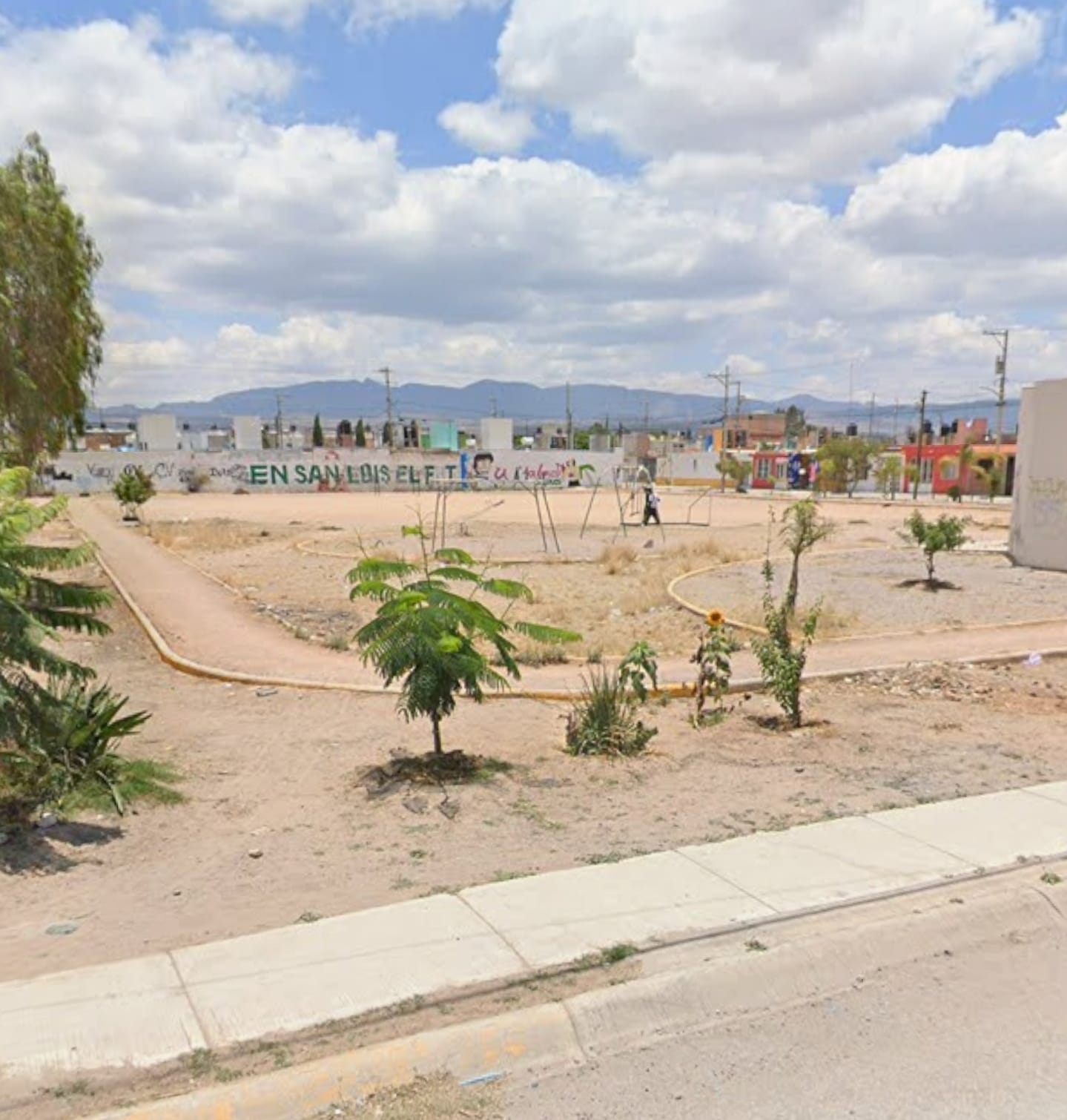 PARQUE URBANO EL PALMAR