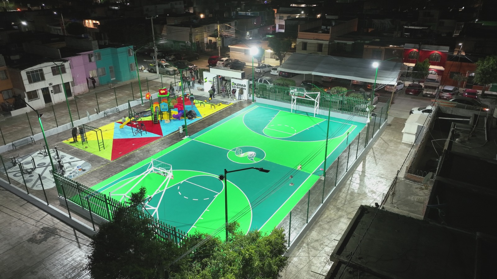 PARQUE URBANO PLAZA HUASTECOS