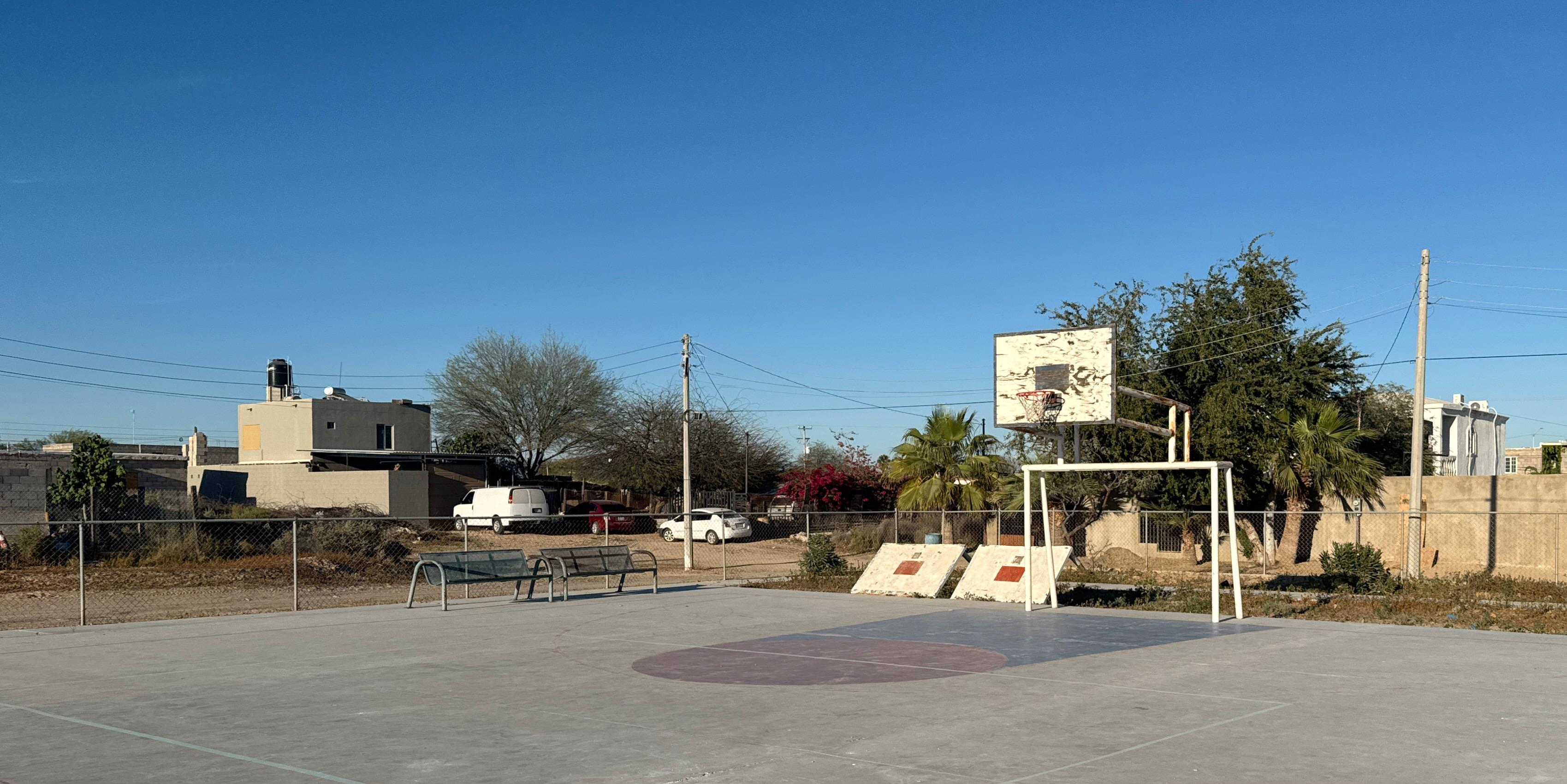CANCHA AV. 49 EN PUERTO PEÑASCO
