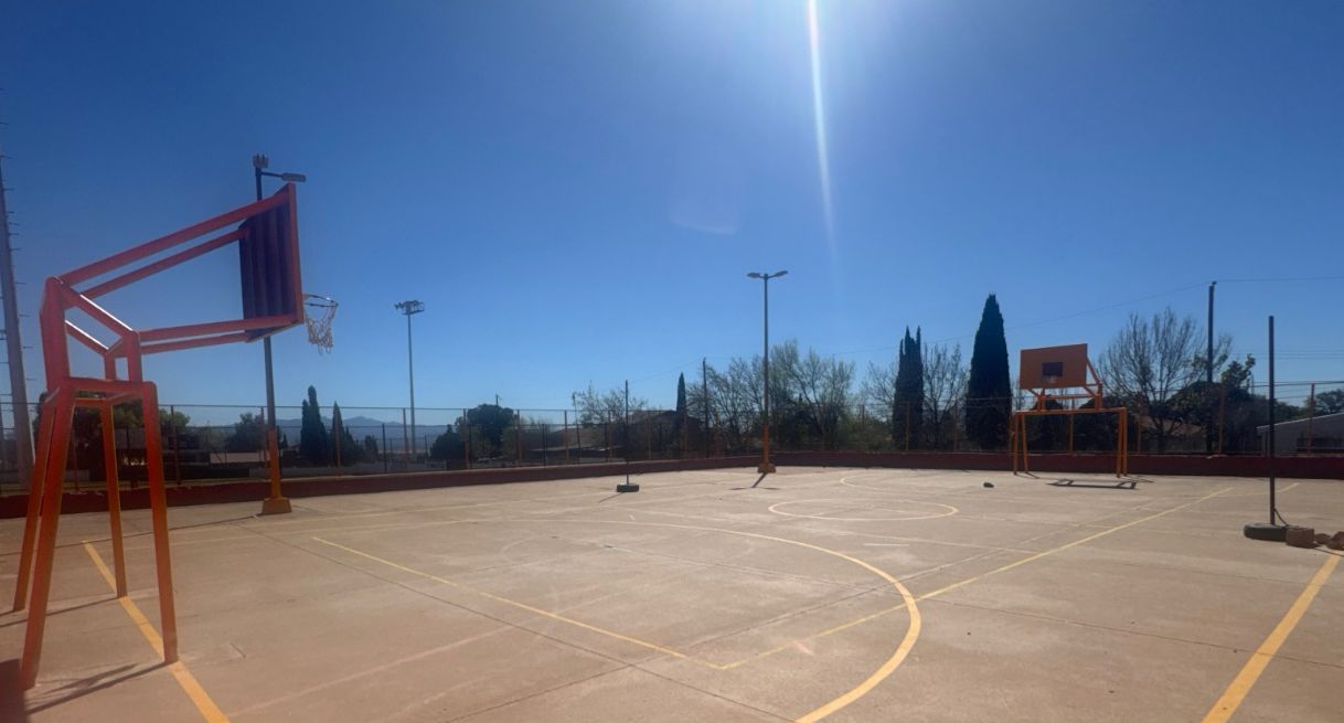 CANCHA MULTIFUNCIONAL DE FÚTBOL 1, GIMNASIO MUNICIPAL EN CANANEA