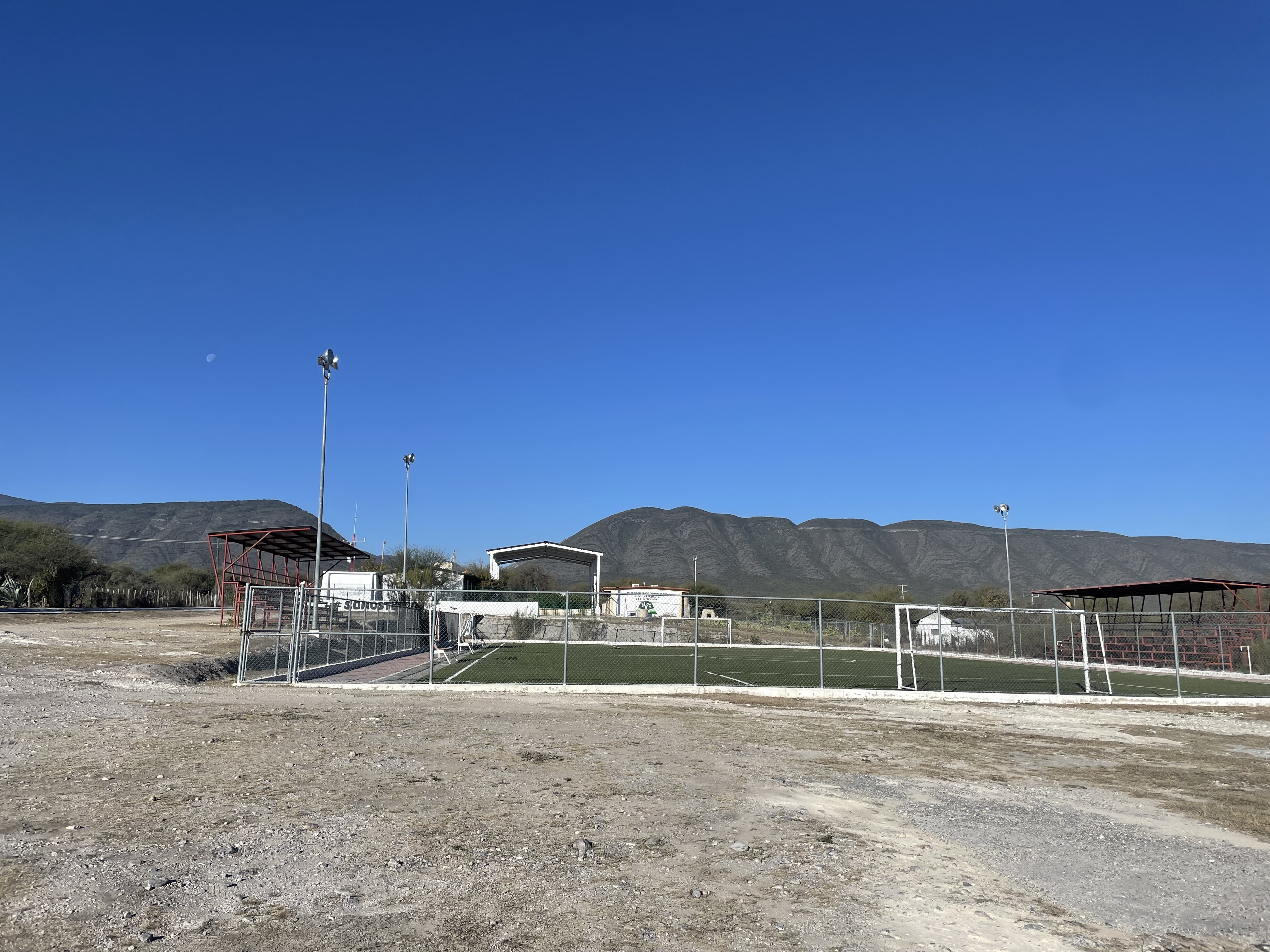 CANCHA DE FÚTBOL RÁPIDO PALMILLAS