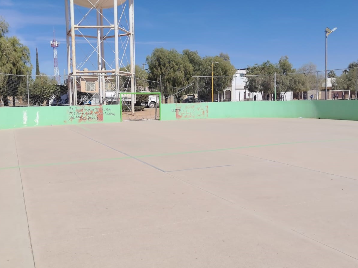 CANCHA EN UNIDAD DEPORTIVA MUNICIPAL LORETO